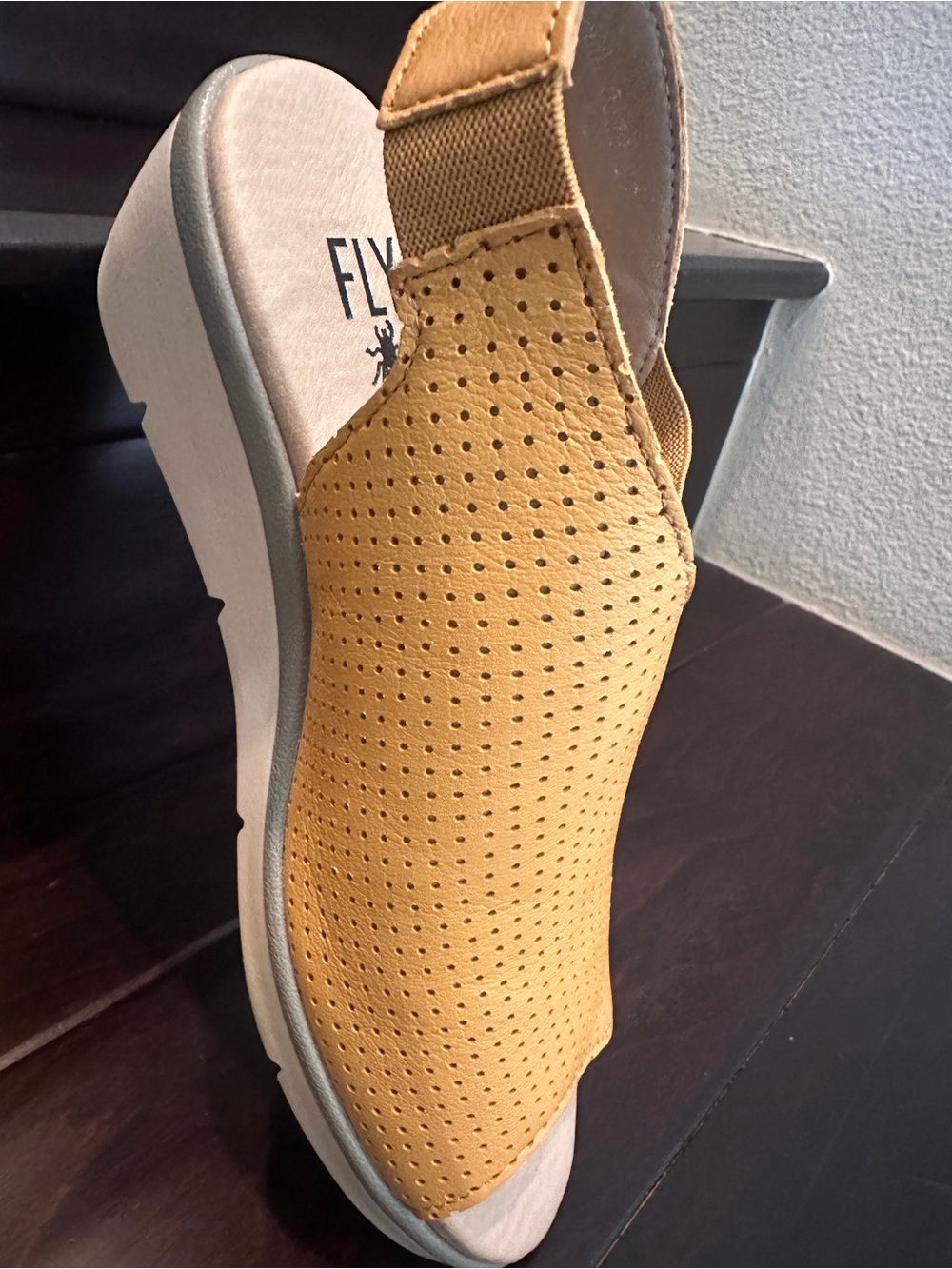 FLY London Nisi Platform Wedge “Bumblebee” Yellow Leather EU 37/Women’s 6.5-7